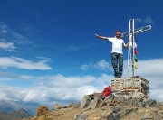 51 Alla croce di vetta del Pizzo Zerna